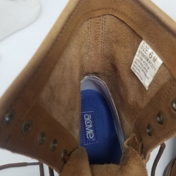 Tannish Brown ACME Leather Lace Up Boots for Women. SIZE 6M. Good condition. - Picture 8 of 16